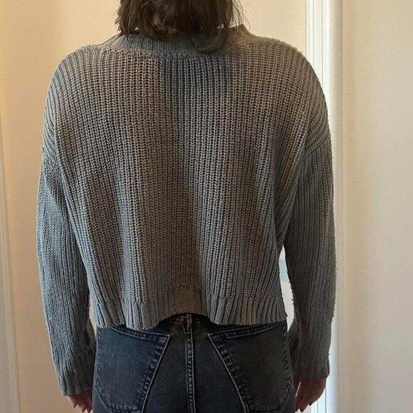 Cropped grey knit sweater - Picture 4 of 7
